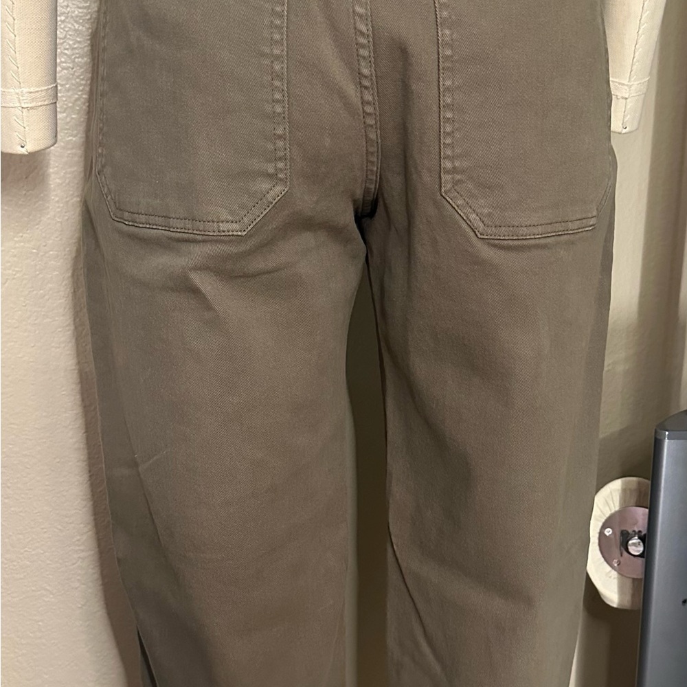 Everlane Utility Organic Cotton Barrel Pant - Picture 2 of 9